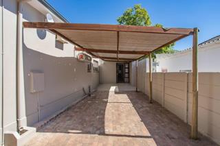 2 Bedroom Property for Sale in Paarl North Western Cape
